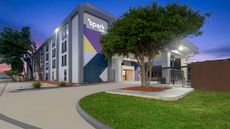 Spark by Hilton Grand Prairie