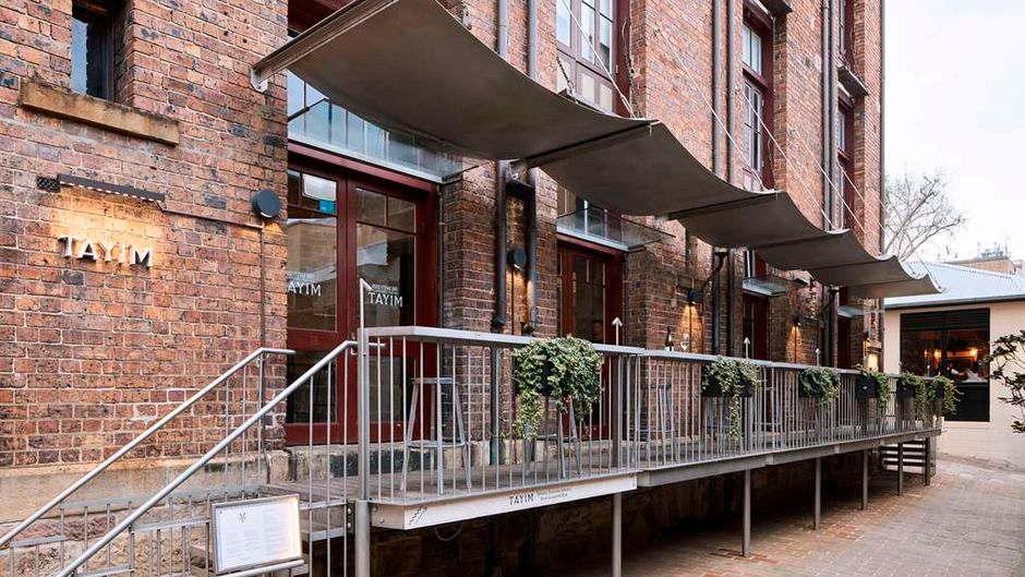 Harbour Rocks Hotel Restaurant