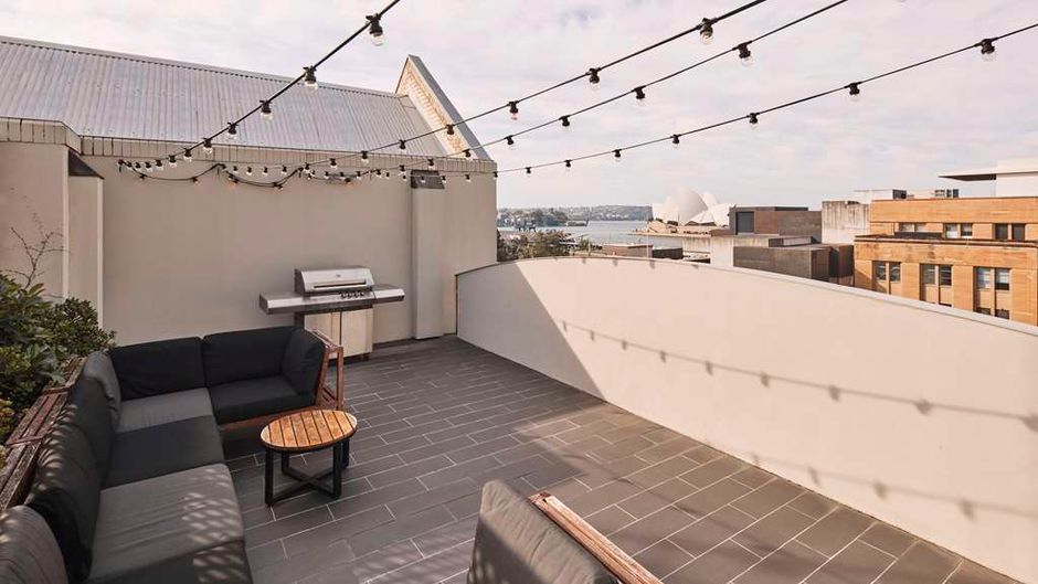 Harbour Rocks Hotel Suite