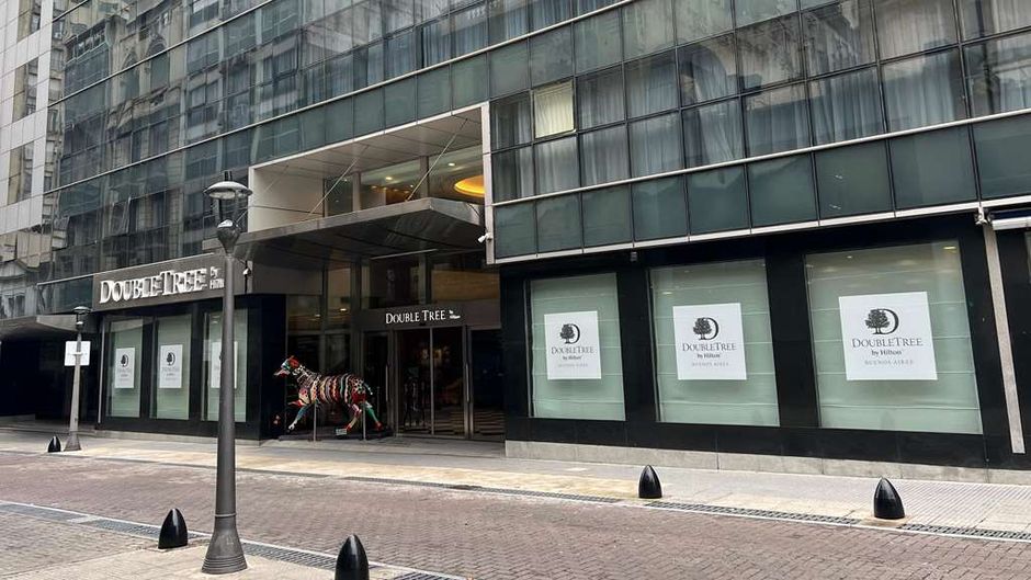 DoubleTree by Hilton Buenos Aires Exterior