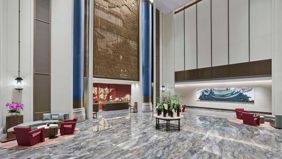 DoubleTree Beijing E 3rd Ring Rd Lobby
