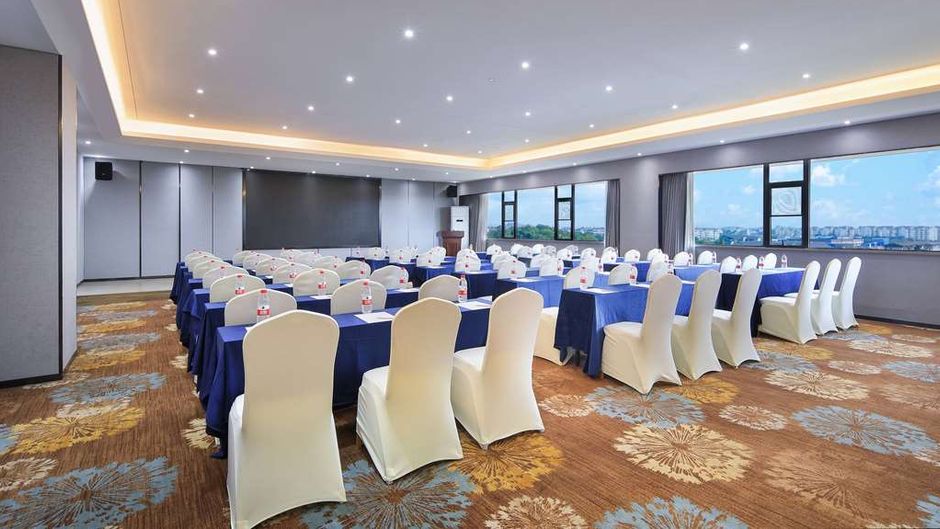 Ramada Encore by Wyndham Guilin Wanfu Meeting