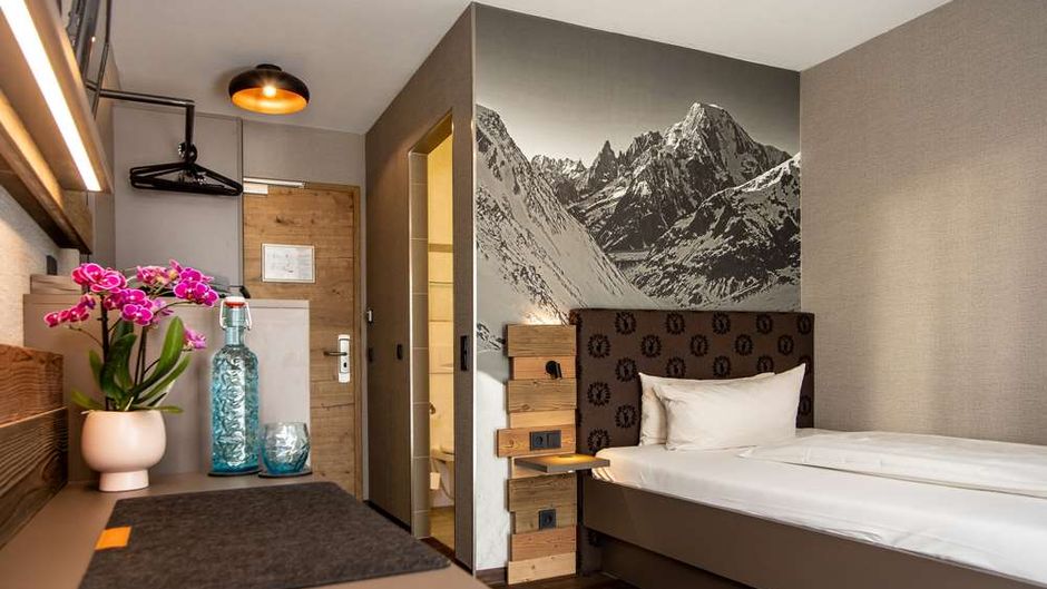 Arcus Hotel Room