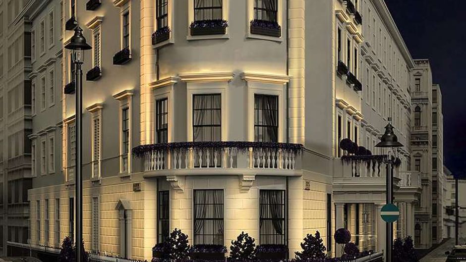 2 Chesham Hotel Exterior