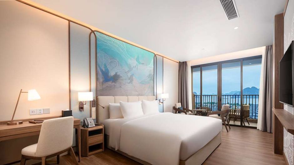 Wyndham Garden Sonasea Van Don Suite