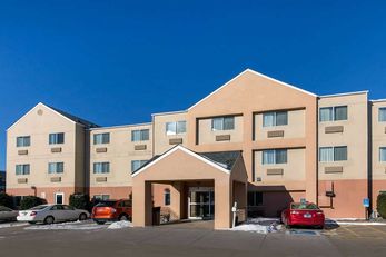 AmericInn by Wyndham Shopping Area