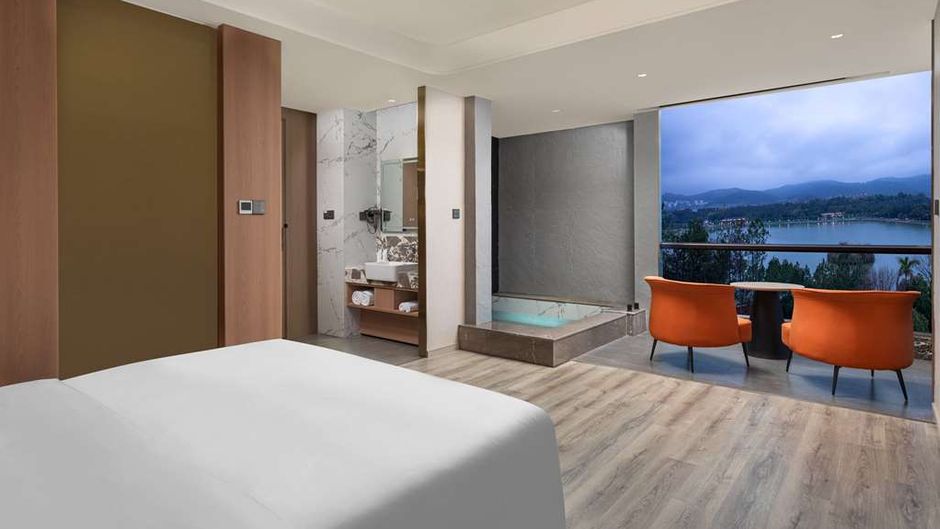 Hawthorn by Wyndham Honghe Mile Hot Spri Room