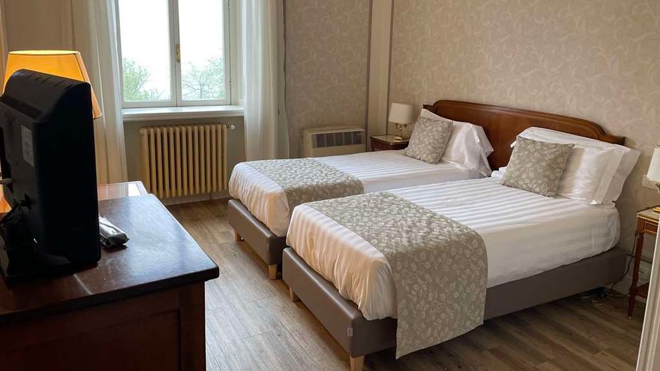 Palace Grand Hotel Varese Room