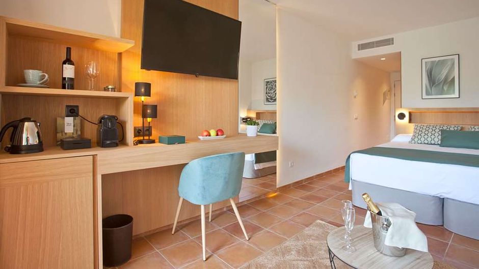 Mon Port Hotel & Spa Room