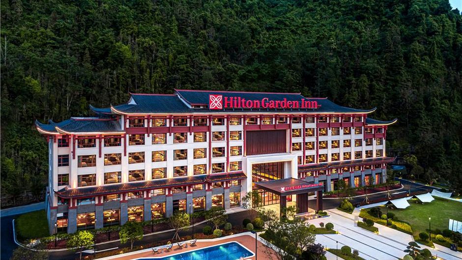 Hilton Garden Inn Wulingyuan Exterior