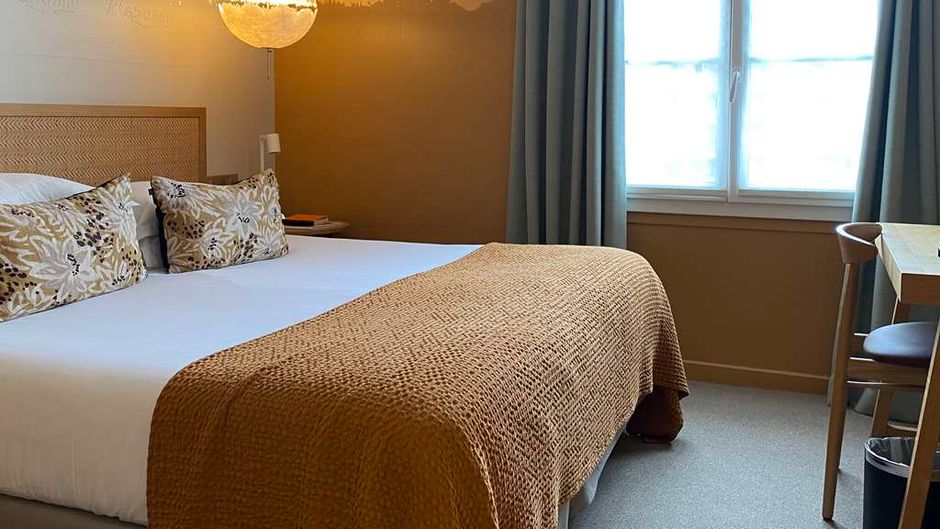 Cezanne Hotel Room