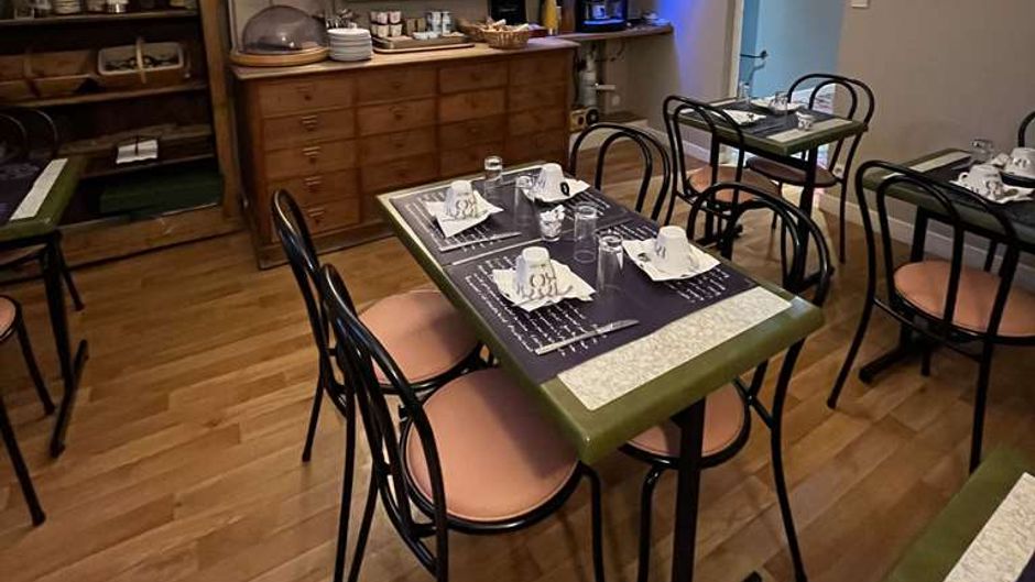 Hotel De Troyes Restaurant