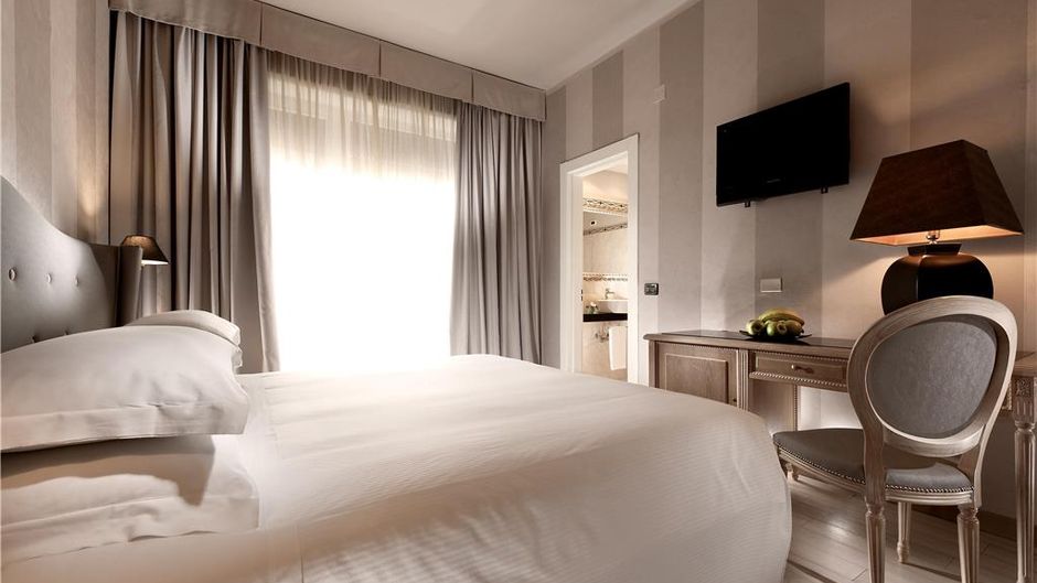 Ambasciatori Hotel Florence Room