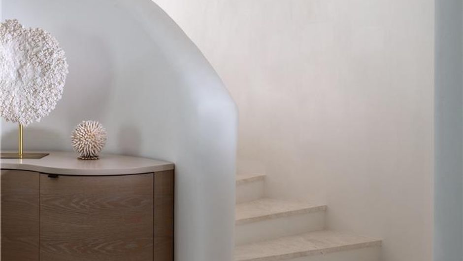 Anantara Santorini Abu Dhabi Retreat Room