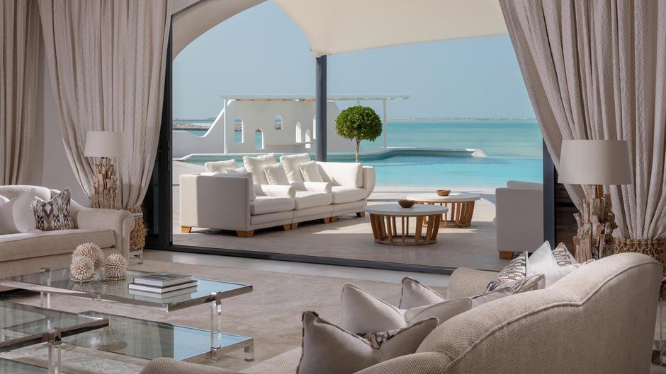 Anantara Santorini Abu Dhabi Retreat Lobby