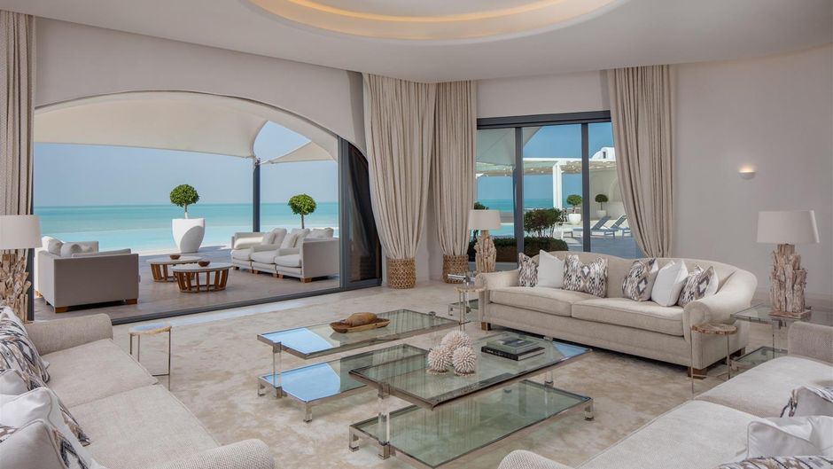 Anantara Santorini Abu Dhabi Retreat Lobby