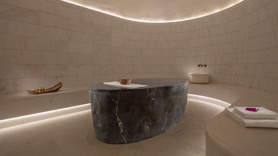 Anantara Santorini Abu Dhabi Retreat Spa