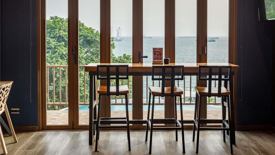Novotel Koh Si Chang Restaurant