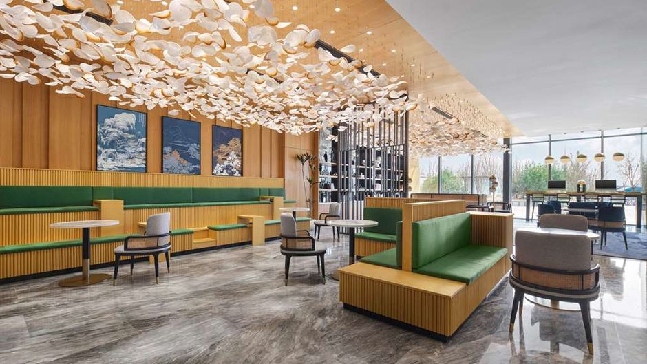 Hilton Garden Inn Yuci Lobby