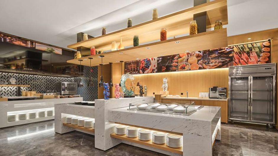 Hilton Garden Inn Yuci Restaurant