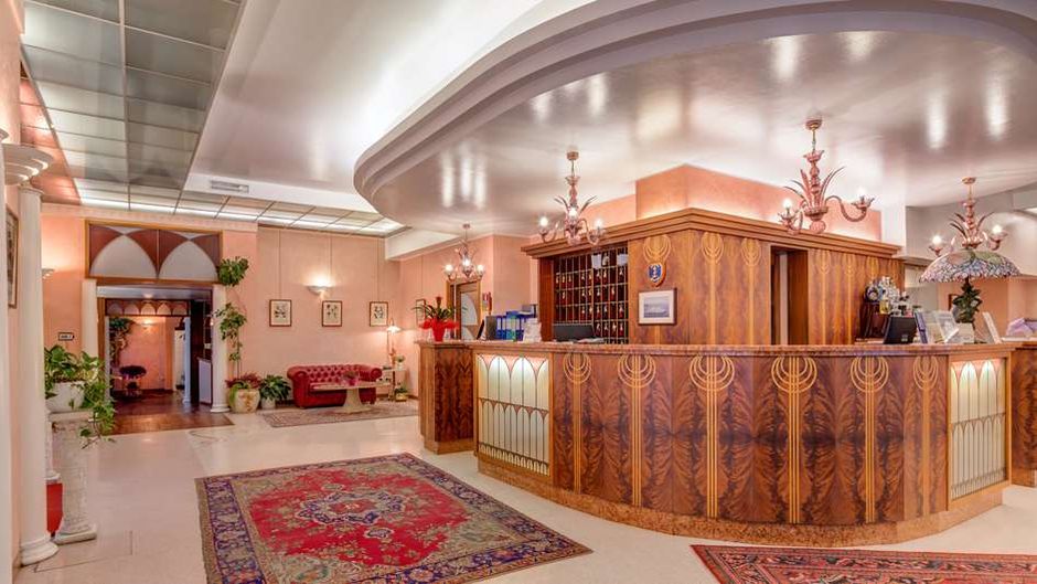 Hotel San Giusto Lobby