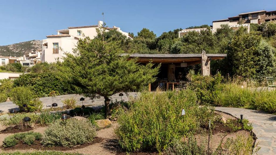 Hotel Cala Cuncheddi Exterior