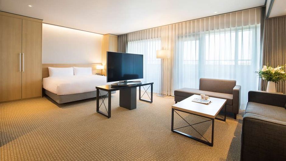 Orakai Cheonggyesan Hotel Suite