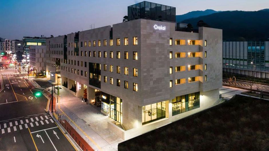 Orakai Cheonggyesan Hotel Exterior