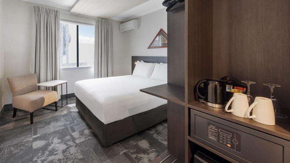 JetPark Hotel Auckland Airport Room