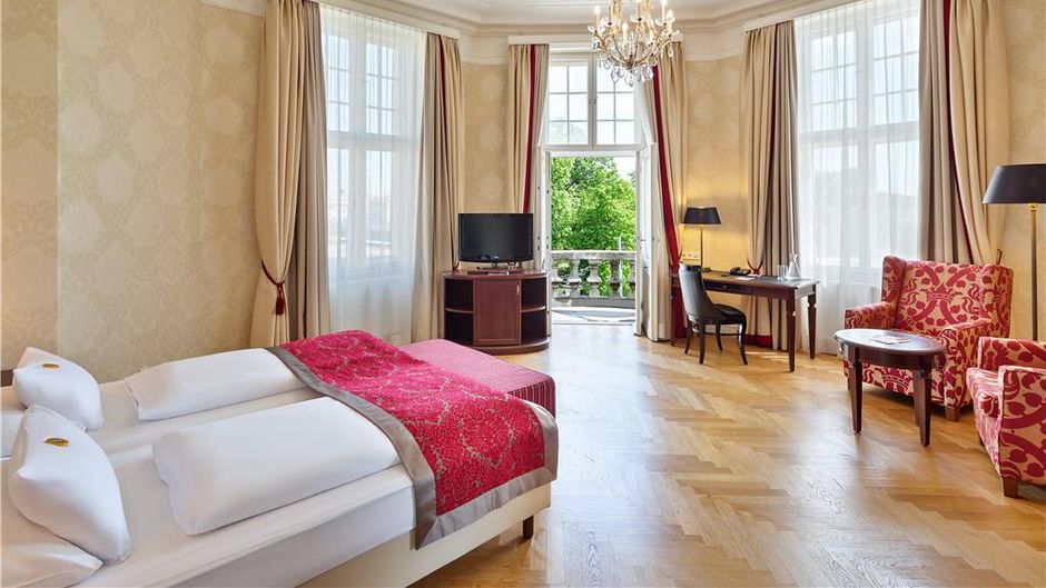 Austria Trend Parkhotel Schoenbrunn Suite