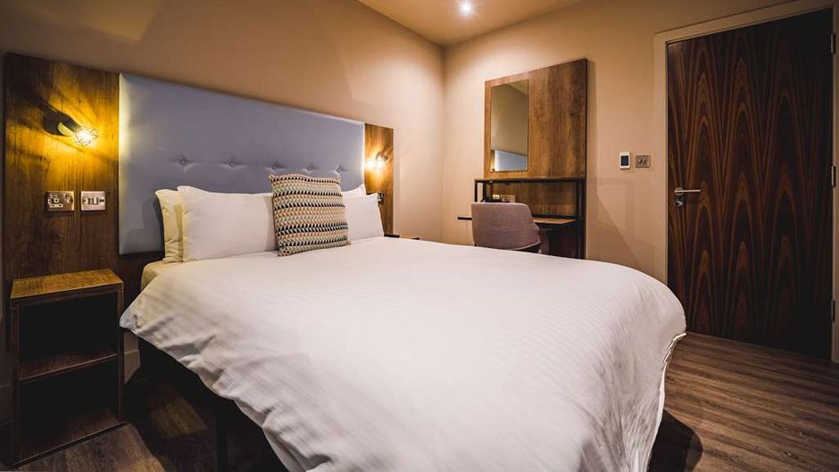 Euston Square Hotel Room