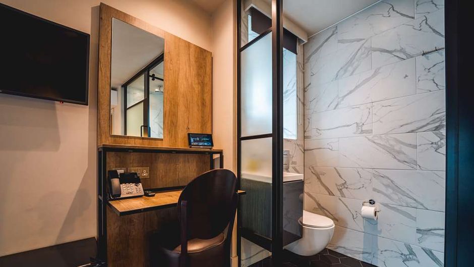 Euston Square Hotel Room