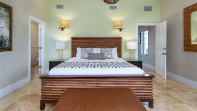 The Somerset on Grace Bay