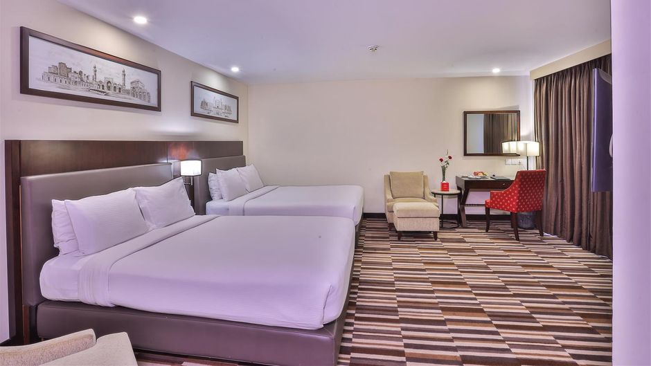 Avari Xpress Gulberg Room