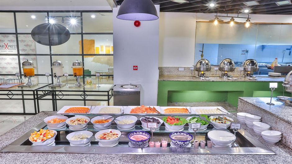 Avari Xpress Gulberg Restaurant