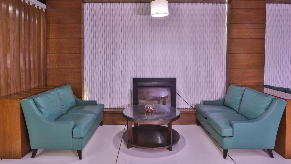 Avari Xpress Gulberg Lobby