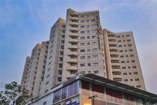 Avari Xpress Gulberg