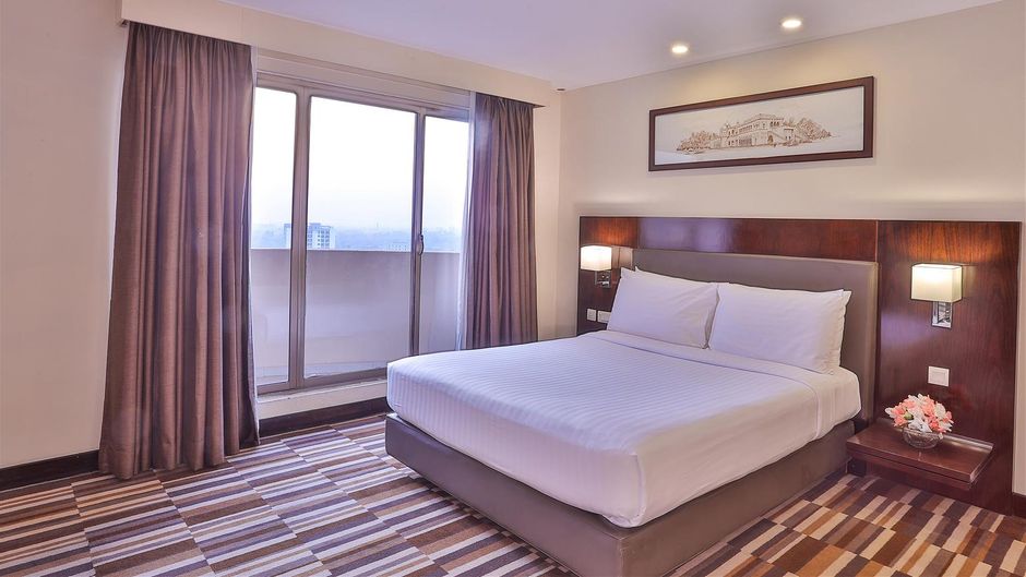Avari Xpress Gulberg Room