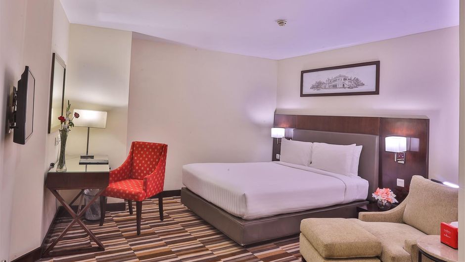 Avari Xpress Gulberg Suite