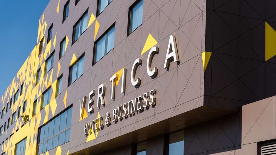 Verticca Hotel And Business Exterior