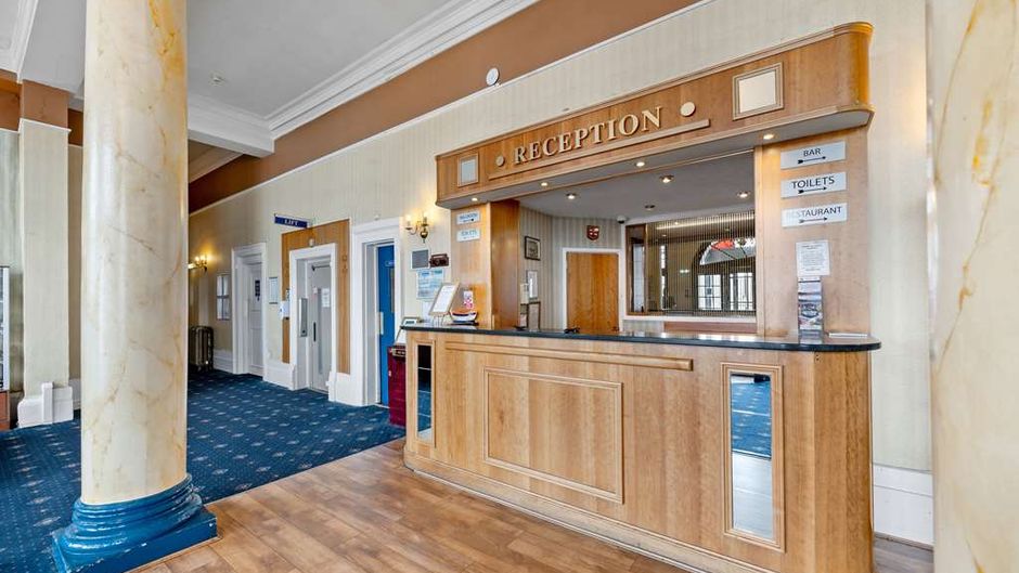 Bay Royal Whitby Hotel Lobby