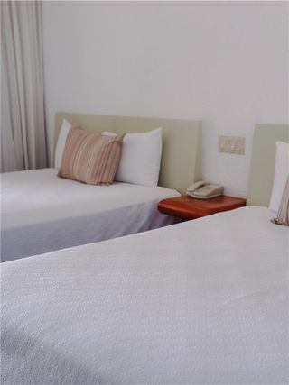 Los Patios Hotel
