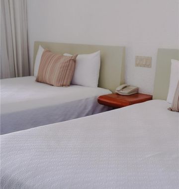 Los Patios Hotel