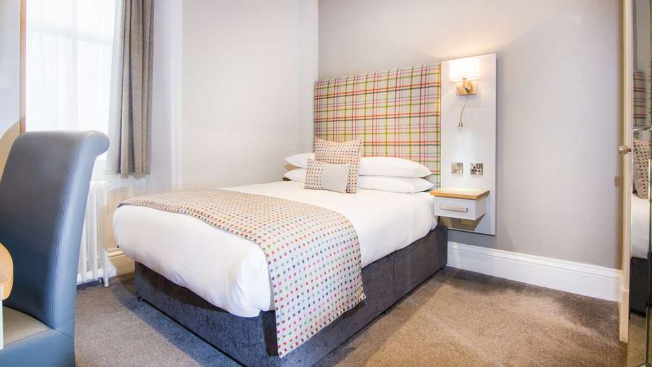 White Hart Hotel Room