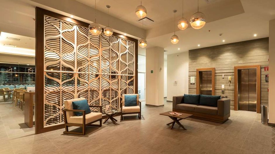 Microtel Inn & Suites Irapuato Lobby