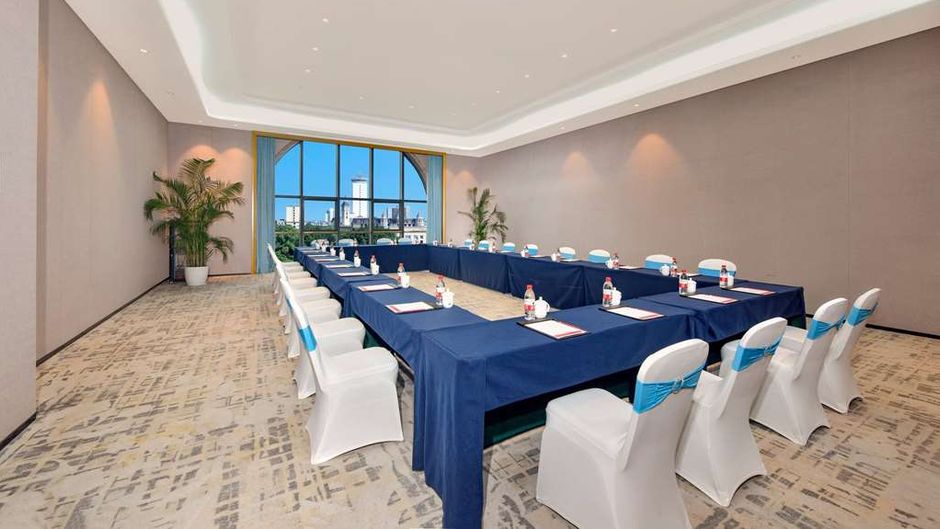 Ramada Plaza by Wyndham City Center Meeting