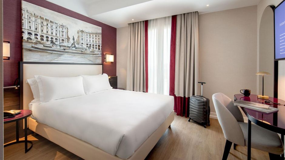 St Martin Hotel Room