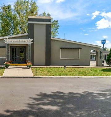 Rodeway Inn and Suites Saginaw