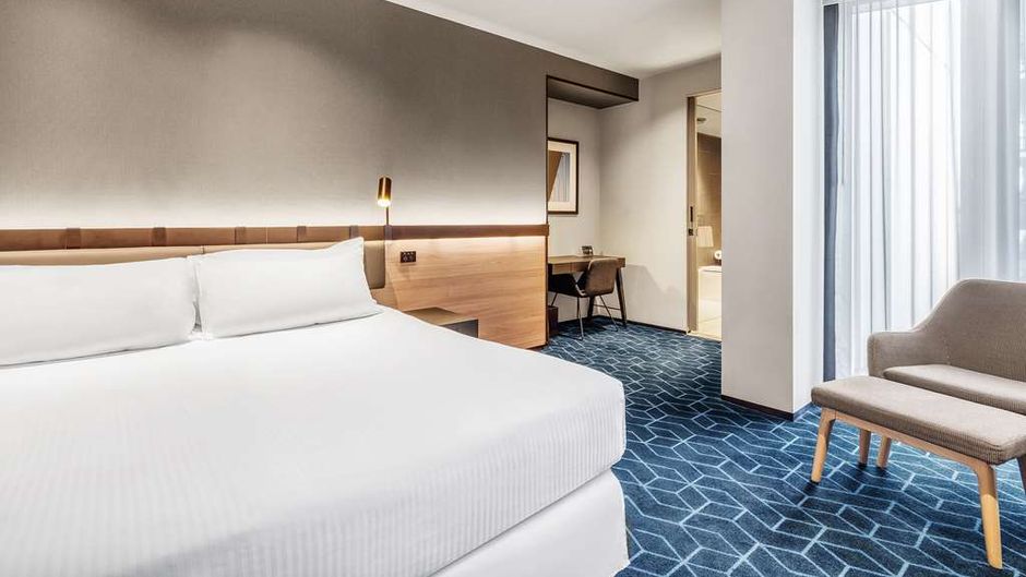Vibe Hotel Melbourne Docklands Suite