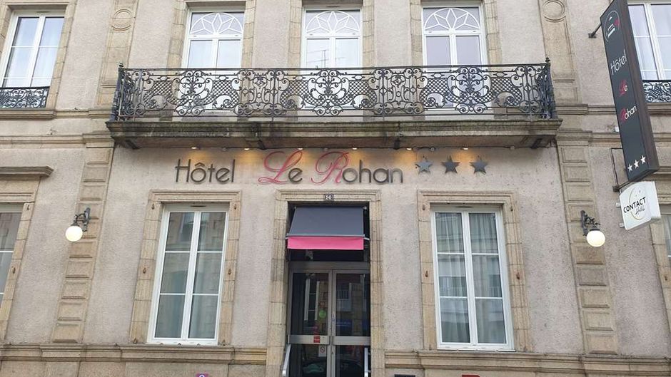 Hotel Le Rohan Pontivy Exterior